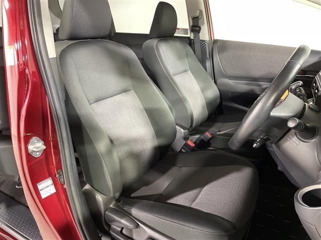 シエンタ ハイブリッド　ファンベースＧ　純正ナビ　両側パワスラ　クルーズコントロール　全方位カメラ　前後コーナーセンサー　社外ドラレコ　純正ＥＴＣ　ＣＤ再生　シートヒーター　ステアリングヒーター　レーンキープアシスト　オートライト　フルセグ（25枚目）