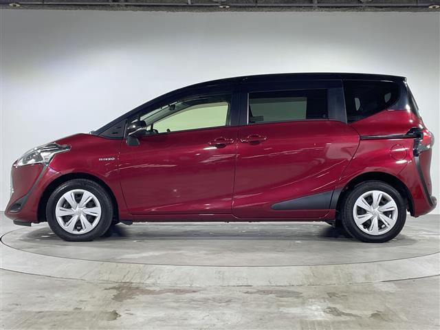 シエンタ ハイブリッド　ファンベースＧ　純正ナビ　両側パワスラ　クルーズコントロール　全方位カメラ　前後コーナーセンサー　社外ドラレコ　純正ＥＴＣ　ＣＤ再生　シートヒーター　ステアリングヒーター　レーンキープアシスト　オートライト　フルセグ（32枚目）