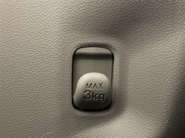 ムーヴ Ｌ　ＳＡＩＩＩ　純正ナビゲーション　バックカメラ　ＥＴＣ　ベンチシート　コーナーセンサー　純正フロアマット　バックカメラ　リモコンキー　コーナーセンサー　アイドリングストップ（9枚目）