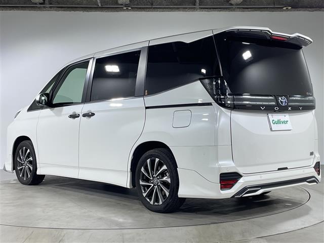 みなさまのお車選びのお手伝いをさせてください！スタッフ一同心よりご来店、お問い合わせをお待ちしております！