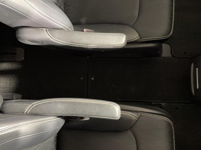 オデッセイ アブソルート・ＥＸ　純正ナビ（ＣＤ／ＤＶＤ／ＢＴ／フルセグＴＶ　）バックモニター　純正フリップダウンモニター　シティブレーキアクティブシステム　ＢＳＭ　クルーズコントロール　ハーフレザーシート　シートヒーター（9枚目）