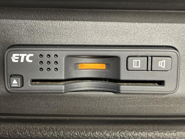 オデッセイ アブソルート・ＥＸ　純正ナビ（ＣＤ／ＤＶＤ／ＢＴ／フルセグＴＶ　）バックモニター　純正フリップダウンモニター　シティブレーキアクティブシステム　ＢＳＭ　クルーズコントロール　ハーフレザーシート　シートヒーター（10枚目）