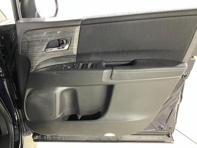 オデッセイ アブソルート・ＥＸ　純正ナビ（ＣＤ／ＤＶＤ／ＢＴ／フルセグＴＶ　）バックモニター　純正フリップダウンモニター　シティブレーキアクティブシステム　ＢＳＭ　クルーズコントロール　ハーフレザーシート　シートヒーター（18枚目）