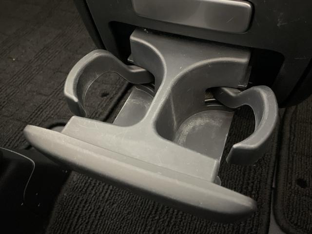 オデッセイ アブソルート・ＥＸ　純正ナビ（ＣＤ／ＤＶＤ／ＢＴ／フルセグＴＶ　）バックモニター　純正フリップダウンモニター　シティブレーキアクティブシステム　ＢＳＭ　クルーズコントロール　ハーフレザーシート　シートヒーター（21枚目）