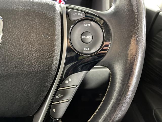 オデッセイ アブソルート・ＥＸ　純正ナビ（ＣＤ／ＤＶＤ／ＢＴ／フルセグＴＶ　）バックモニター　純正フリップダウンモニター　シティブレーキアクティブシステム　ＢＳＭ　クルーズコントロール　ハーフレザーシート　シートヒーター（32枚目）