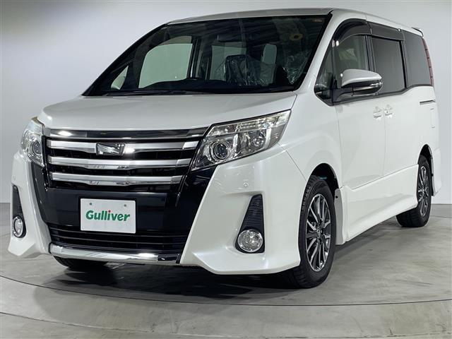 ノア Ｓｉ　純正メモリナビ　両側パワースライドドア　３列シート　フルセグテレビ　Ｂｌｕｅｔｏｏｔｈ　ウォークスルー　バックカメラ　アイドリングストップ　プッシュスタート　スマートキー　純正ＥＴＣ　コーナーセンサー（35枚目）