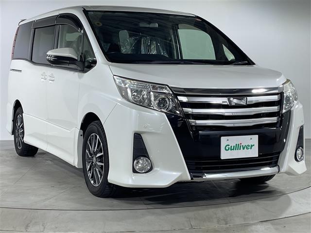 ノア Ｓｉ　純正メモリナビ　両側パワースライドドア　３列シート　フルセグテレビ　Ｂｌｕｅｔｏｏｔｈ　ウォークスルー　バックカメラ　アイドリングストップ　プッシュスタート　スマートキー　純正ＥＴＣ　コーナーセンサー（38枚目）