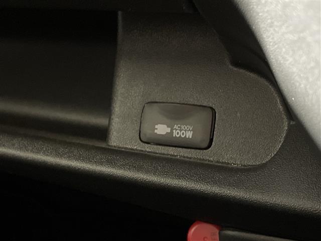 ハイエースバン スーパーGL ダーク プライムII モデリスタエアロ 純正メモリナビ 社外フリップダウンモニター アラウンドビューモニター 両側パワースライドドア ETC2.0 プッシュスタート フルセグテレビ 衝突軽減ブレーキ レーンキープアシスト(8枚目)