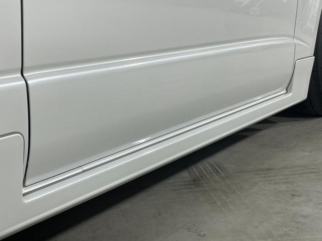 ハイエースバン スーパーGL ダーク プライムII モデリスタエアロ 純正メモリナビ 社外フリップダウンモニター アラウンドビューモニター 両側パワースライドドア ETC2.0 プッシュスタート フルセグテレビ 衝突軽減ブレーキ レーンキープアシスト(64枚目)