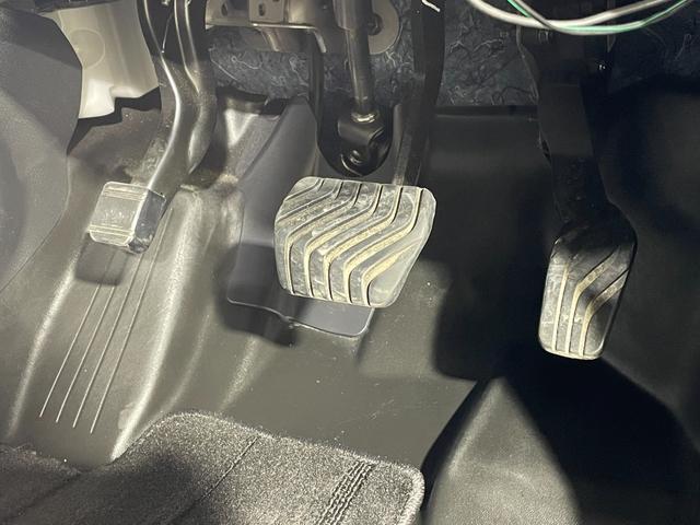 エクストレイル 20X エマージェンシーブレーキパッケージ 社外メモリナビ(CD/DVD/BT/フルセグTV)バックモニター エマージェンシーブレーキ 車線逸脱警報 前方ドラレコ ETC オートライト LEDヘッドライト フォグランプ 革シート シートヒーター(19枚目)