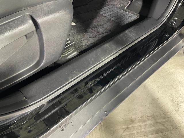 エクストレイル 20X エマージェンシーブレーキパッケージ 社外メモリナビ(CD/DVD/BT/フルセグTV)バックモニター エマージェンシーブレーキ 車線逸脱警報 前方ドラレコ ETC オートライト LEDヘッドライト フォグランプ 革シート シートヒーター(21枚目)