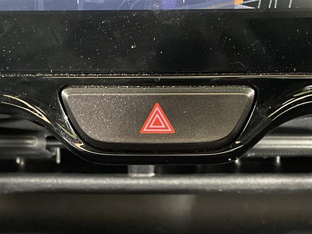 ヤリスクロス Z 禁煙車 純正ディスプレイオーディオ(ナビ/フルセグTV)全方位モニター クリアランスソナー PBドア ドラレコ前後 ETC ハーフレザー パワーシート シートヒーター ステアリングヒーター LED(8枚目)