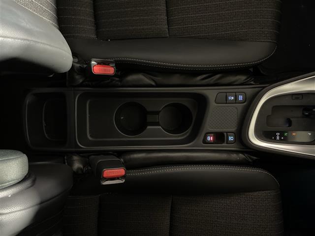 ヤリスクロス Z 禁煙車 純正ディスプレイオーディオ(ナビ/フルセグTV)全方位モニター クリアランスソナー PBドア ドラレコ前後 ETC ハーフレザー パワーシート シートヒーター ステアリングヒーター LED(9枚目)