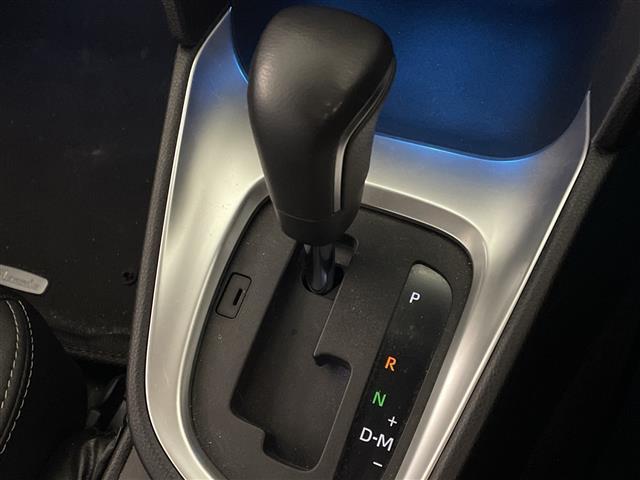 ヤリスクロス Z 禁煙車 純正ディスプレイオーディオ(ナビ/フルセグTV)全方位モニター クリアランスソナー PBドア ドラレコ前後 ETC ハーフレザー パワーシート シートヒーター ステアリングヒーター LED(10枚目)