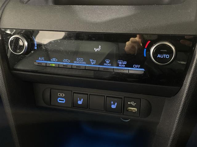 ヤリスクロス Z 禁煙車 純正ディスプレイオーディオ(ナビ/フルセグTV)全方位モニター クリアランスソナー PBドア ドラレコ前後 ETC ハーフレザー パワーシート シートヒーター ステアリングヒーター LED(12枚目)