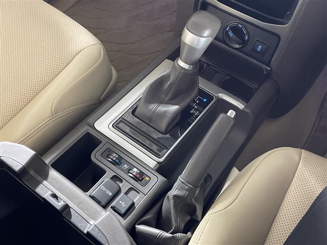 ランドクルーザープラド TX Lパッケージ モデリスタエアロ サンルーフ 純正ナビ フルセグテレビ 全方位モニター TVキッド パワーシート(D/N)シートヒーター(D/N)シートクーラー(D/N) レーダークルーズコントロール(17枚目)