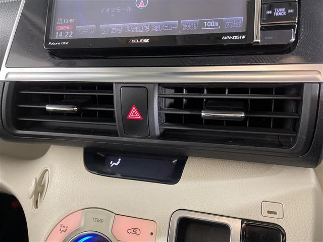 シエンタ G 社外メモリーナビゲーション CD DVD BT フルセグテレビ バックカメラ オートライト オートハイビーム LEDライト 革巻きステアリング ステアリングスイッチ ドライブレコーダー 純正アルミ(5枚目)