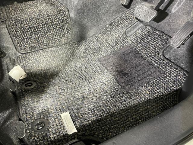 シエンタ G 社外メモリーナビゲーション CD DVD BT フルセグテレビ バックカメラ オートライト オートハイビーム LEDライト 革巻きステアリング ステアリングスイッチ ドライブレコーダー 純正アルミ(21枚目)