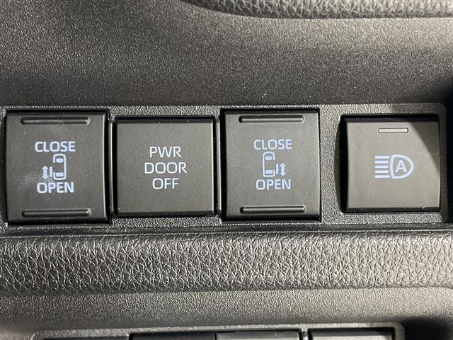 シエンタ ハイブリッドZ 禁煙車 純正ディスプレイオーディオ AM FM BT フルセグテレビ パノラマビューモニター トヨタセーフティセンス 両側パワースライドドア シートヒーター プッシュスタートエンジン(9枚目)