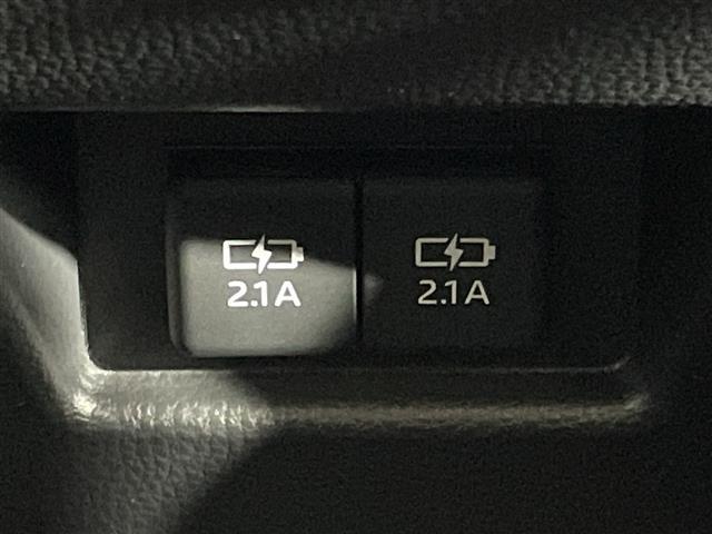 ハリアーハイブリッド Ｚ　禁煙車　純正ディスプレイナビゲーション　フルセグテレビ　ＴＶキッド　バックカメラ　ＪＢＬサウンドシステム　ブラインドスポットモニター　ヘッドアップディスプレイ　デジタルインナーミラー　パワーバックドア（10枚目）