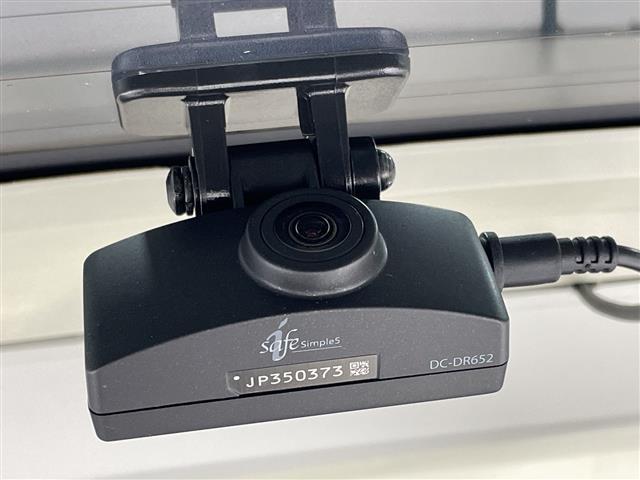 パッソ モーダ　チャーム　禁煙車　ワンオーナー　純正メモリーナビゲーション　フルセグテレビ　全方位モニター　ＴＶキッド　ＬＥＤヘッドライト　ドライブレコーダー前後　ハーフレザーシート　ベンチシート　純正１４インチアルミホイール（23枚目）