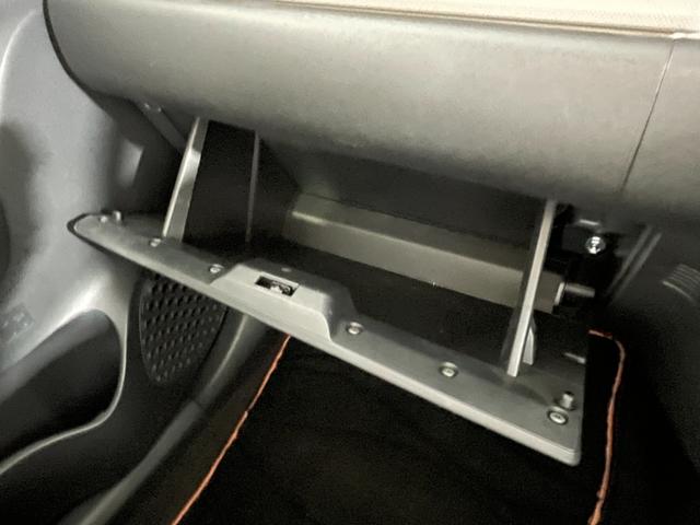 パッソ モーダ　チャーム　禁煙車　ワンオーナー　純正メモリーナビゲーション　フルセグテレビ　全方位モニター　ＴＶキッド　ＬＥＤヘッドライト　ドライブレコーダー前後　ハーフレザーシート　ベンチシート　純正１４インチアルミホイール（30枚目）