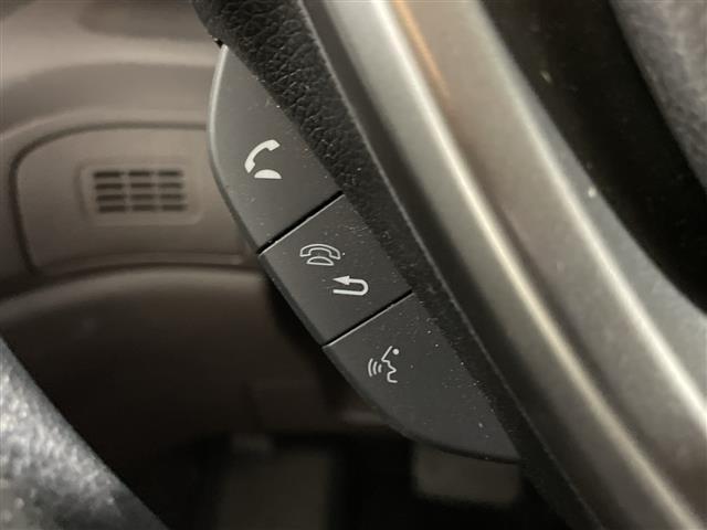 フリード Ｇ・ホンダセンシング　ワンオーナー　純正９型ナビ（ＣＤ／ＤＶＤ／ＢＴ／フルセグＴＶ）バックモニター　ホンダセンシング　両側パワースライドドア　革調シートカバー　シートヒーター　ステアリングリモコン　ＥＴＣ　前方ドラレコ（8枚目）