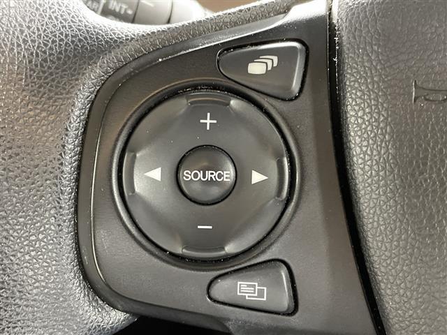 フリード Ｇ・ホンダセンシング　ワンオーナー　純正９型ナビ（ＣＤ／ＤＶＤ／ＢＴ／フルセグＴＶ）バックモニター　ホンダセンシング　両側パワースライドドア　革調シートカバー　シートヒーター　ステアリングリモコン　ＥＴＣ　前方ドラレコ（10枚目）