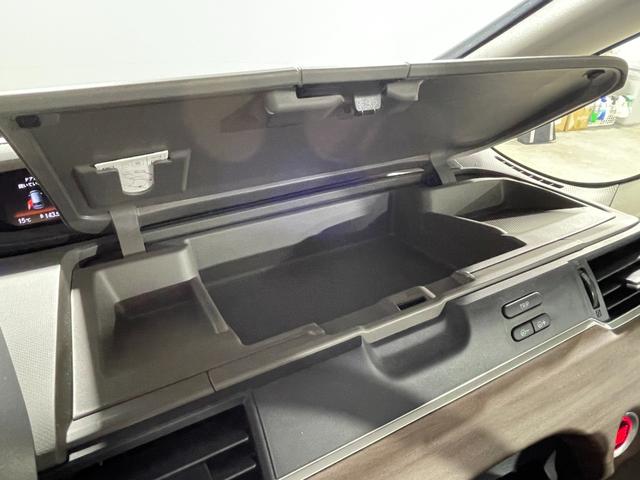 フリード Ｇ・ホンダセンシング　ワンオーナー　純正９型ナビ（ＣＤ／ＤＶＤ／ＢＴ／フルセグＴＶ）バックモニター　ホンダセンシング　両側パワースライドドア　革調シートカバー　シートヒーター　ステアリングリモコン　ＥＴＣ　前方ドラレコ（29枚目）