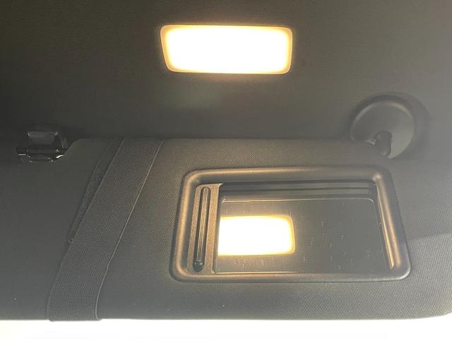 ハリアーハイブリッド Ｇ　禁煙車　純正８型ディスプレイオーディオ（ナビ／ＢＴ／フルセグＴＶ）　バックモニター　トヨタセーフティセンス　クリアランスソナー　ハーフレザーシート　パワーシート　パワーバックドア　ＬＥＤ（23枚目）