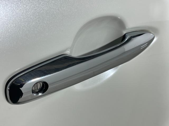 ハリアーハイブリッド Ｇ　禁煙車　純正８型ディスプレイオーディオ（ナビ／ＢＴ／フルセグＴＶ）　バックモニター　トヨタセーフティセンス　クリアランスソナー　ハーフレザーシート　パワーシート　パワーバックドア　ＬＥＤ（58枚目）