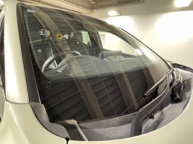 ハリアーハイブリッド Ｇ　禁煙車　純正８型ディスプレイオーディオ（ナビ／ＢＴ／フルセグＴＶ）　バックモニター　トヨタセーフティセンス　クリアランスソナー　ハーフレザーシート　パワーシート　パワーバックドア　ＬＥＤ（60枚目）