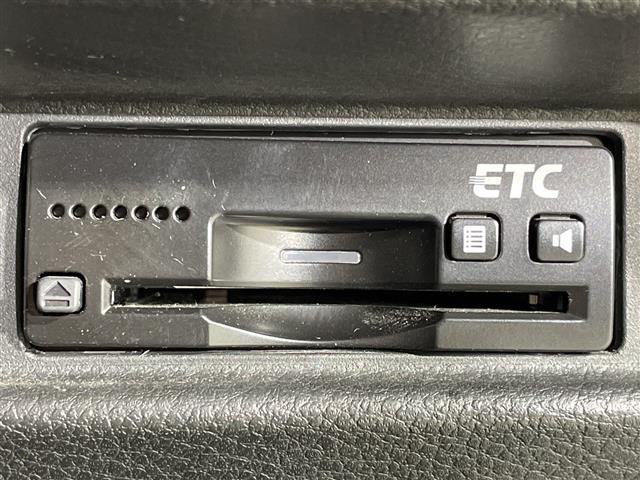 スペーシアカスタム ハイブリッドＸＳ　禁煙車　純正８型メモリナビ（ＣＤ／ＤＶＤ／ＢＴ／フルセグＴＶ）全方位モニター　スズキセーフティサポート両側パワースライドドア　ＥＴＣ　前方ドライブレコーダー　コーナーセンサー　ＨＵＤ　シートヒーター（16枚目）