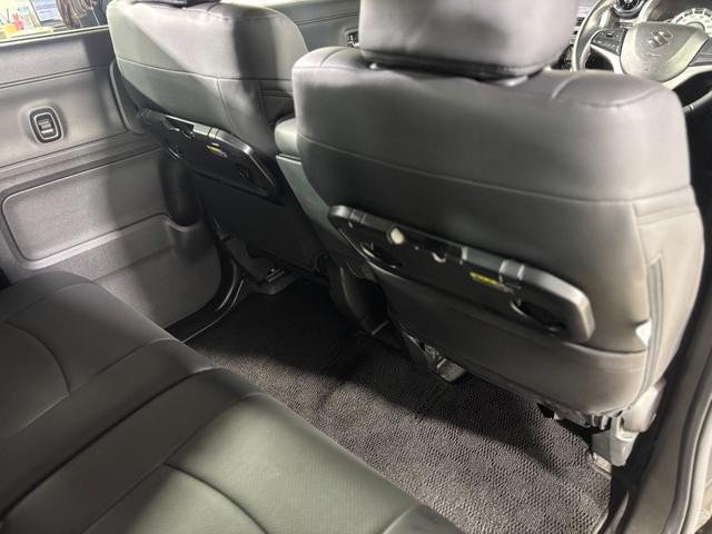 スペーシアカスタム ハイブリッドＸＳ　禁煙車　純正８型メモリナビ（ＣＤ／ＤＶＤ／ＢＴ／フルセグＴＶ）全方位モニター　スズキセーフティサポート両側パワースライドドア　ＥＴＣ　前方ドライブレコーダー　コーナーセンサー　ＨＵＤ　シートヒーター（37枚目）