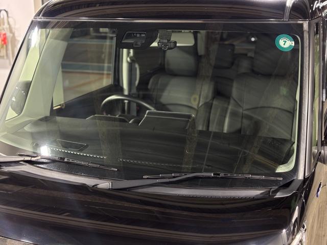 スペーシアカスタム ハイブリッドＸＳ　禁煙車　純正８型メモリナビ（ＣＤ／ＤＶＤ／ＢＴ／フルセグＴＶ）全方位モニター　スズキセーフティサポート両側パワースライドドア　ＥＴＣ　前方ドライブレコーダー　コーナーセンサー　ＨＵＤ　シートヒーター（59枚目）