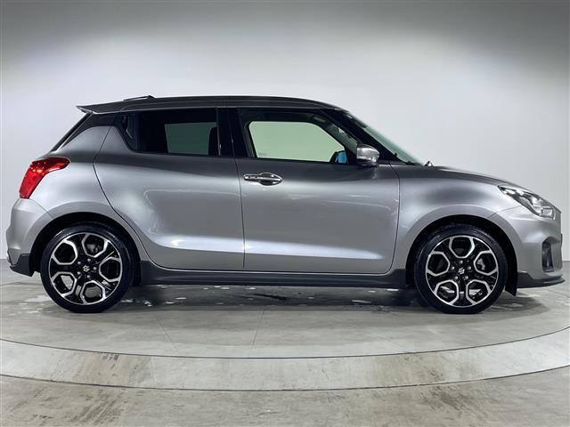 スイフト スポーツ　社外９型フローティングナビ（ＣＤ／ＤＶＤ／ＢＴ／フルセグＴＶ）　スズキセーフティサポート　コーナーセンサー　革巻きステアリング　ステアリングリモコン　ＬＥＤヘッドライト　オートライト　フォグ　ＥＴＣ（34枚目）