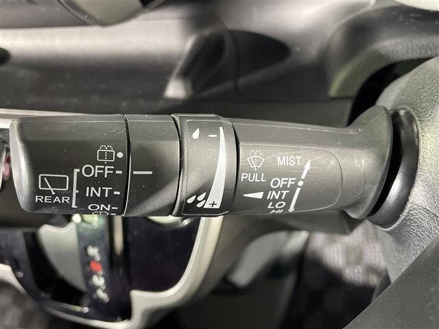 Ｎ－ＢＯＸカスタム Ｇ・Ｌパッケージ　禁煙車　社外ＨＤＤナビ（ＣＤ／ＤＶＤ／ＢＴ／ＭＳＶ）片側パワースライドドア　キセノンライト　オートライト　フォグランプ　ＥＴＣ　スマートキー　プッシュスタート　純正アルミホイール　フロアマット（20枚目）