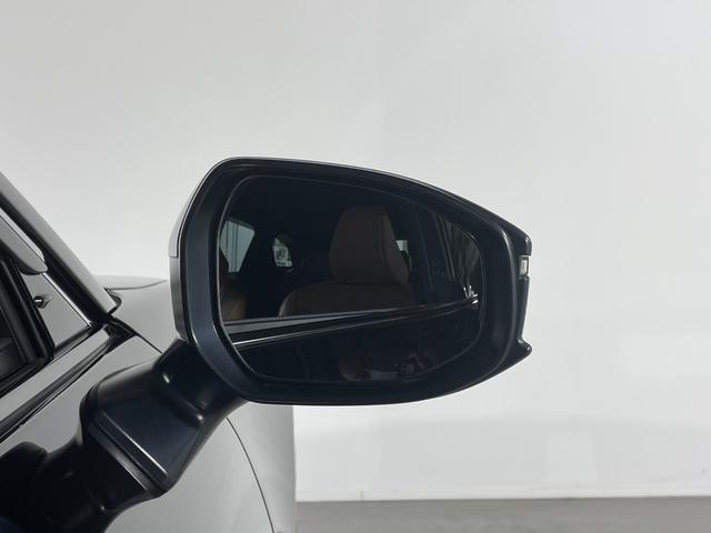 クラウンスポーツ Ｚ　禁煙車　パノラマルーフ　純正１２．３型ディスプレイオーディオ（ナビ／ＢＴ／フルセグＴＶ）パノラミックビューモニター　トヨタチームメイト　モデリスタエアロ　パワーバックドア　パーキングアシスト　ＨＵＤ（59枚目）