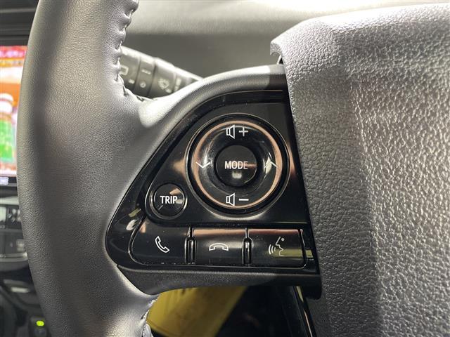 プリウス S 純正9型メモリナビ(CD/DVD/BT/フルセグTV) バックモニター トヨタセーフティセンス コーナーセンサー 革巻きステアリング ステアリングリモコン ETC LEDヘッドライト オートライト(20枚目)