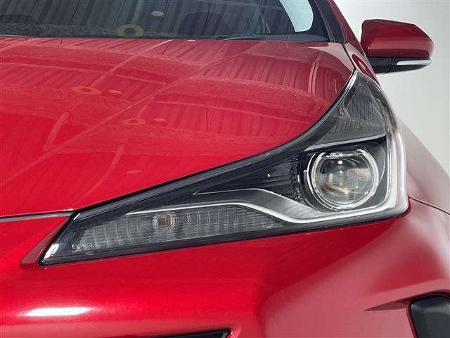 プリウス S 純正9型メモリナビ(CD/DVD/BT/フルセグTV) バックモニター トヨタセーフティセンス コーナーセンサー 革巻きステアリング ステアリングリモコン ETC LEDヘッドライト オートライト(48枚目)