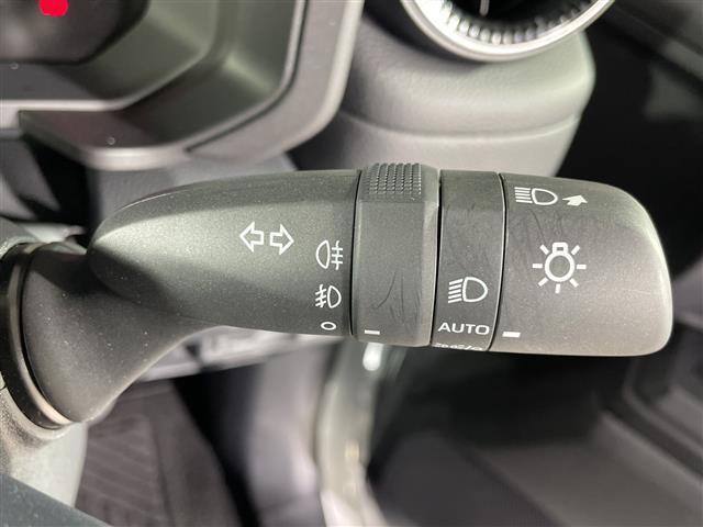 ランドクルーザー２５０ ＶＸ　禁煙車　純正１２型ナビ（フルセグ／ＢＴ／ミラーキャスト）全方位モニター　トヨタチームメイト　レーダークルコン　シートヒーター　エアーシート　ＢＳＭ　電動リアゲート　デジタルインナーミラー　パワーシート（25枚目）