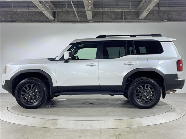 ランドクルーザー２５０ ＶＸ　禁煙車　純正１２型ナビ（フルセグ／ＢＴ／ミラーキャスト）全方位モニター　トヨタチームメイト　レーダークルコン　シートヒーター　エアーシート　ＢＳＭ　電動リアゲート　デジタルインナーミラー　パワーシート（38枚目）