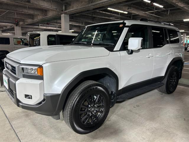 ランドクルーザー２５０ ＶＸ　禁煙車　純正１２型ナビ（フルセグ／ＢＴ／ミラーキャスト）全方位モニター　トヨタチームメイト　レーダークルコン　シートヒーター　エアーシート　ＢＳＭ　電動リアゲート　デジタルインナーミラー　パワーシート（56枚目）