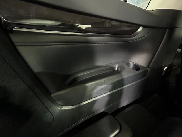 ヴェルファイア ２．５Ｚ　Ｇエディション　禁煙車　社外９インチメモリーナビゲーション　フルセグテレビ　バックカメラ　社外１２．８インチフリップダウンモニター　両側パワースライドドア　レーダークルーズコントロール　ドライブレコーダー前後（27枚目）