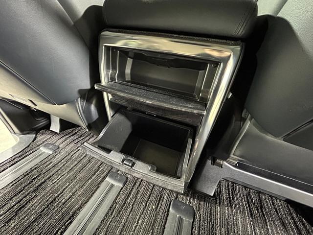 ヴェルファイア ２．５Ｚ　Ｇエディション　禁煙車　社外９インチメモリーナビゲーション　フルセグテレビ　バックカメラ　社外１２．８インチフリップダウンモニター　両側パワースライドドア　レーダークルーズコントロール　ドライブレコーダー前後（30枚目）