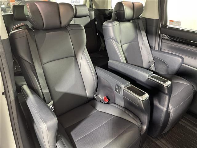 ヴェルファイア ２．５Ｚ　Ｇエディション　禁煙車　社外９インチメモリーナビゲーション　フルセグテレビ　バックカメラ　社外１２．８インチフリップダウンモニター　両側パワースライドドア　レーダークルーズコントロール　ドライブレコーダー前後（37枚目）