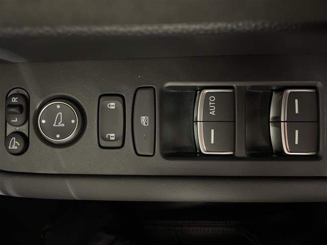 �C�ɂȂ�Ԃ͂����ɂ��₢���킹���������I��ʉE���̂O�O�U�U����n�܂閳���_�C�������炨�₢���킹�������I���X�^�b�t�����Ԃ̂�����ɂ������������܂��I