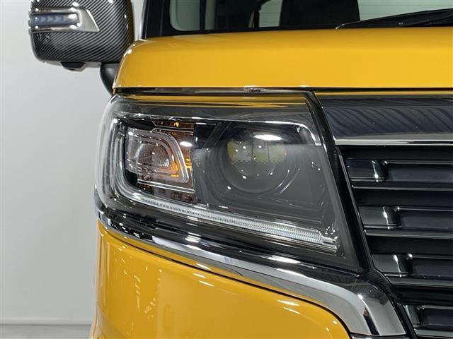 スペーシアカスタム ハイブリッドＸＳターボ　禁煙車　純正ナビゲーション　フルセグテレビ　全方位モニター　ＬＥＤヘッドライト　クルーズコントロール　シートヒーター　ベンチシート　社外１６インチアルミホイール　両側パワースライドドア　スマートキー（49枚目）