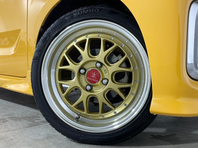 スペーシアカスタム ハイブリッドＸＳターボ　禁煙車　純正ナビゲーション　フルセグテレビ　全方位モニター　ＬＥＤヘッドライト　クルーズコントロール　シートヒーター　ベンチシート　社外１６インチアルミホイール　両側パワースライドドア　スマートキー（67枚目）