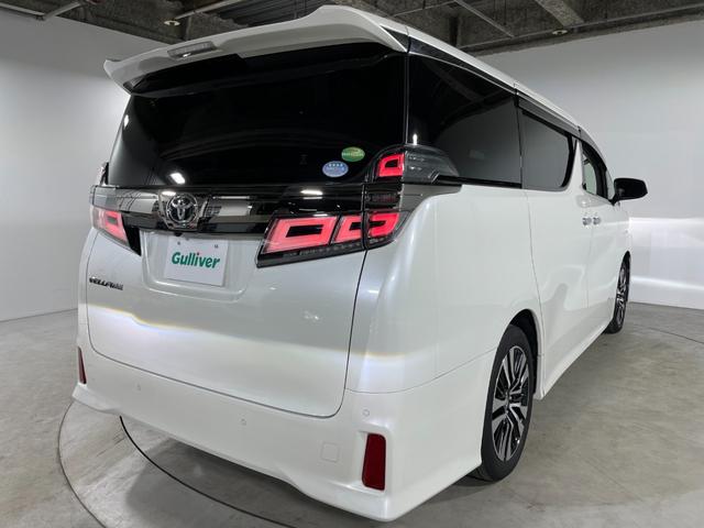 ���w�b�h���C�g�E�z�C�[���E�t�����g�K���X�ȂǐF�X�ȕ����̃R�[�e�B���O�����p�ӂ��Ă���܂��I